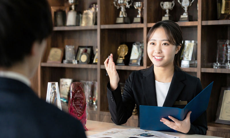 ショールームコンシェルジュ